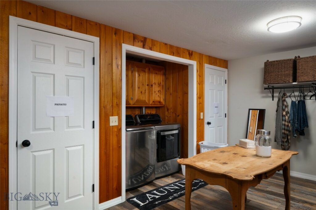 7550 & 7560 Springhill Road, Belgrade MT 59714