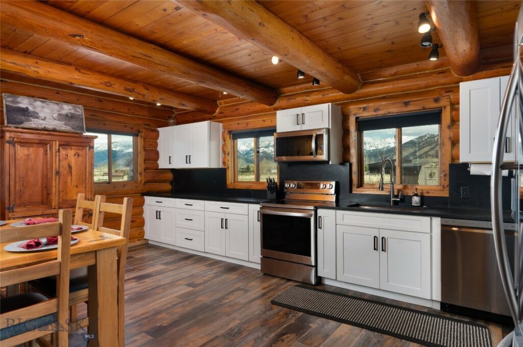 7550 & 7560 Springhill Road, Belgrade MT 59714