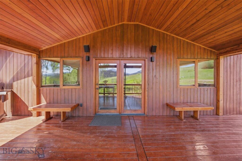 761 Sunny Bear Drive, Bozeman MT 59715