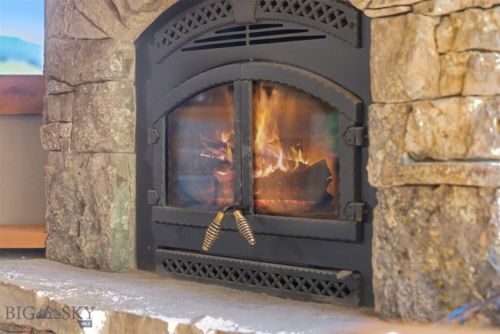 761 Sunny Bear Drive, Bozeman MT 59715
