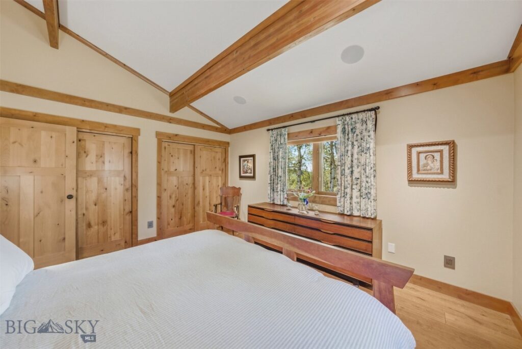 761 Sunny Bear Drive, Bozeman MT 59715