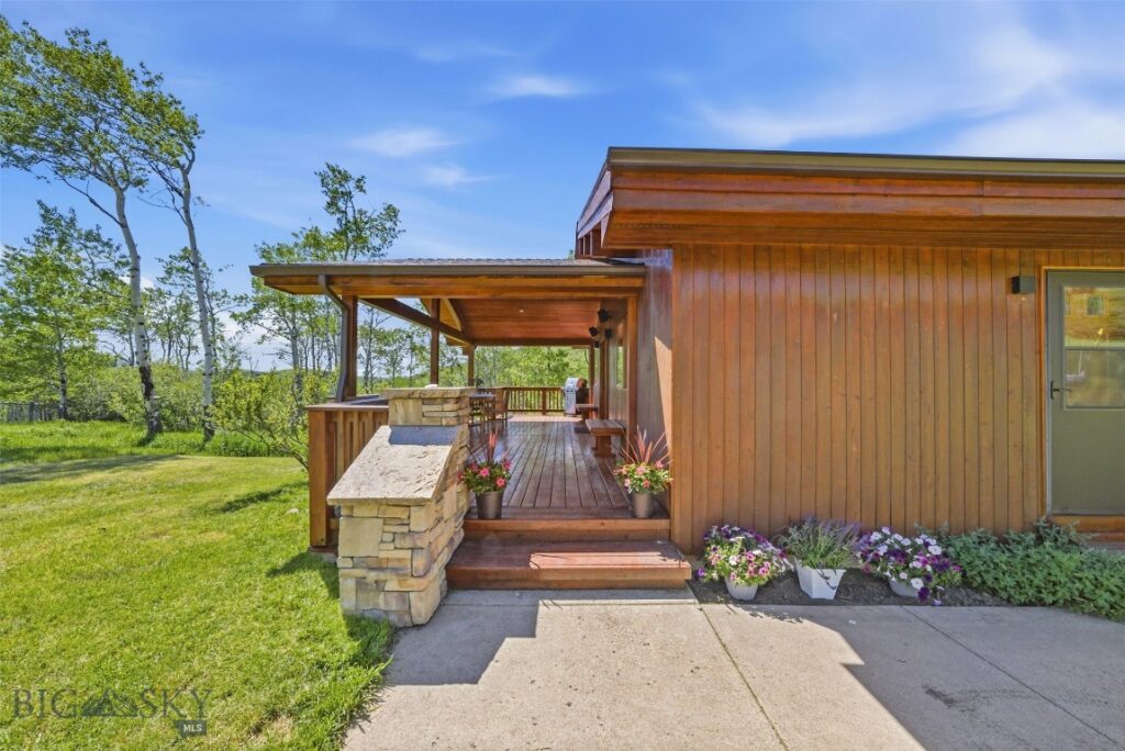 761 Sunny Bear Drive, Bozeman MT 59715