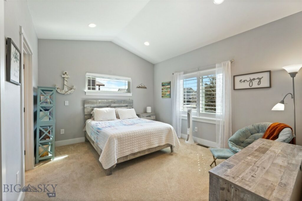 78 Falconers Way, Bozeman MT 59718