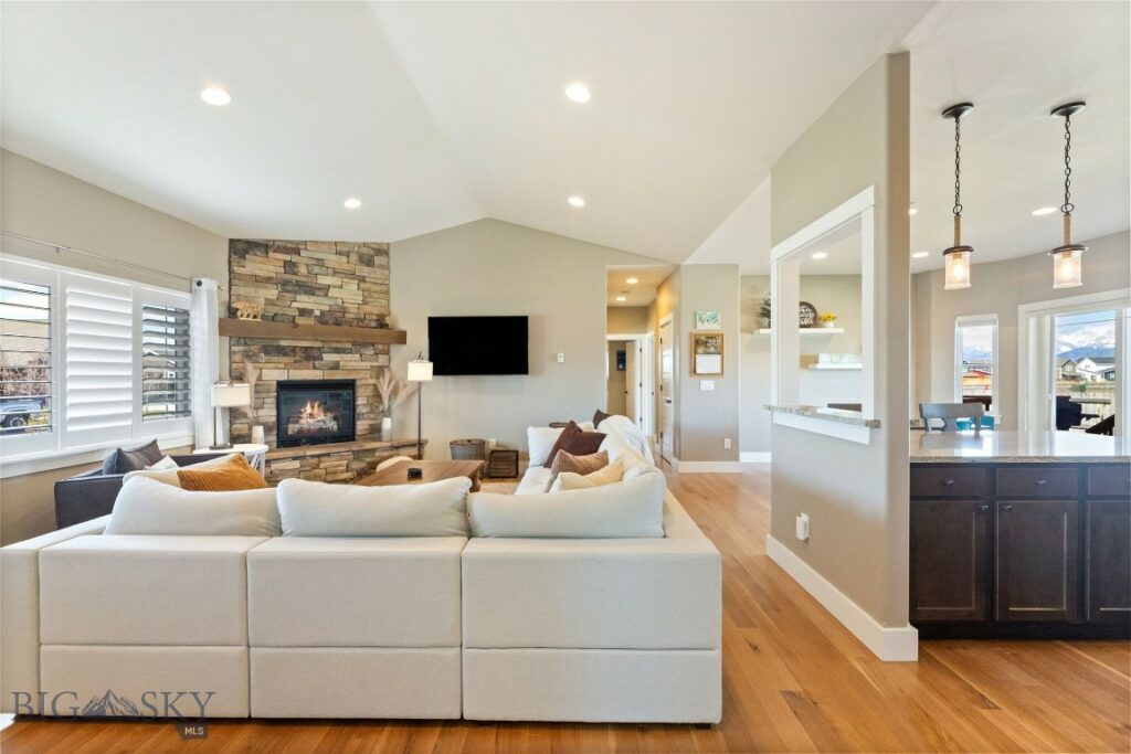 78 Falconers Way, Bozeman MT 59718