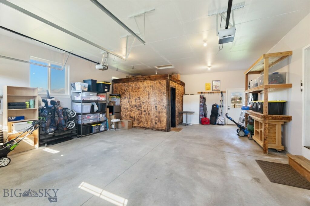 78 Falconers Way, Bozeman MT 59718