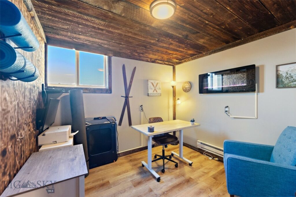78 Falconers Way, Bozeman MT 59718