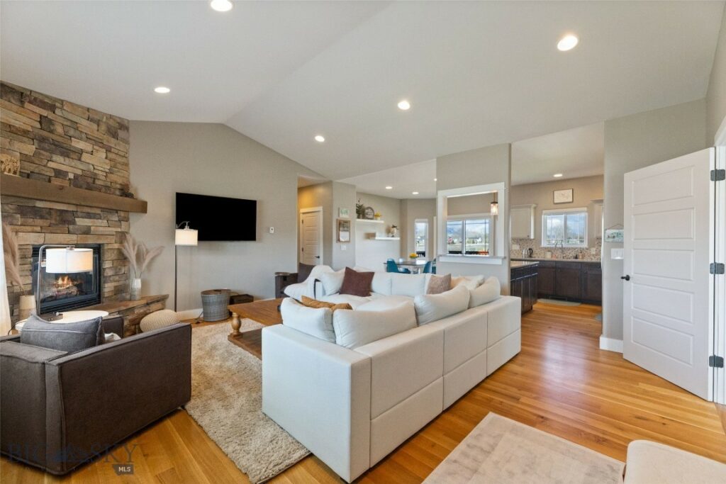 78 Falconers Way, Bozeman MT 59718