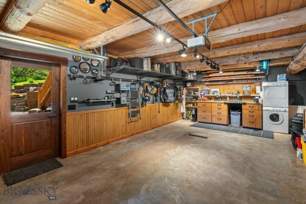 78 Lake Drive, Livingston MT 59047