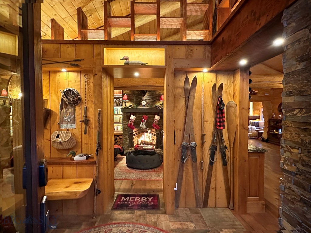 78 Lake Drive, Livingston MT 59047