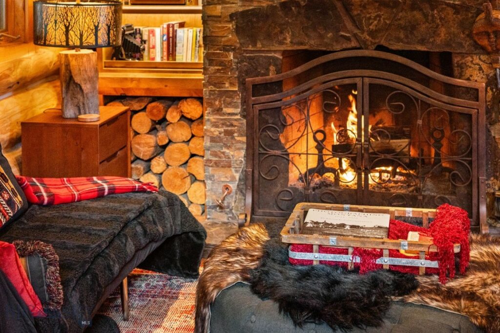 78 Lake Drive, Livingston MT 59047