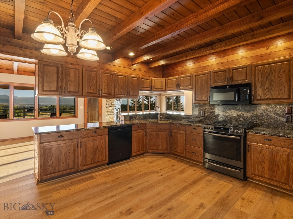7810 Rolling Hills Drive, Bozeman MT 59715
