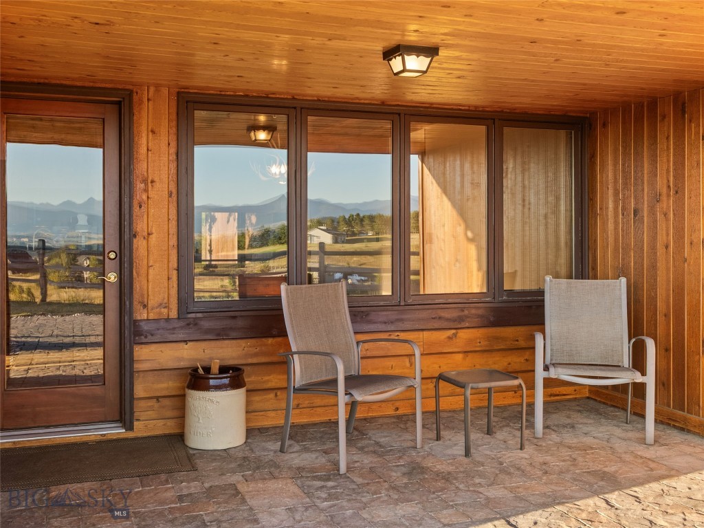 7810 Rolling Hills Drive, Bozeman MT 59715
