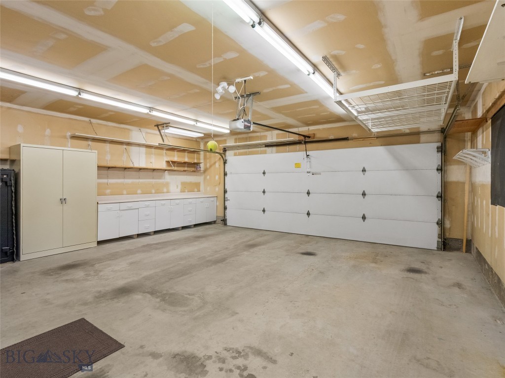 7810 Rolling Hills Drive, Bozeman MT 59715