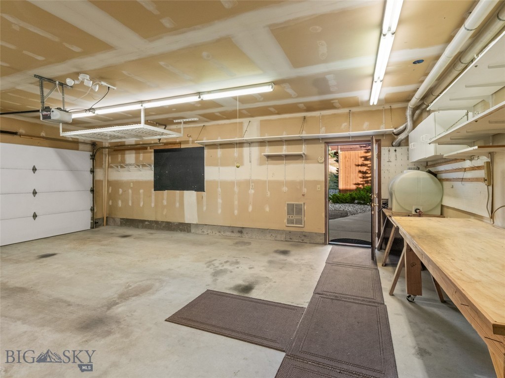 7810 Rolling Hills Drive, Bozeman MT 59715
