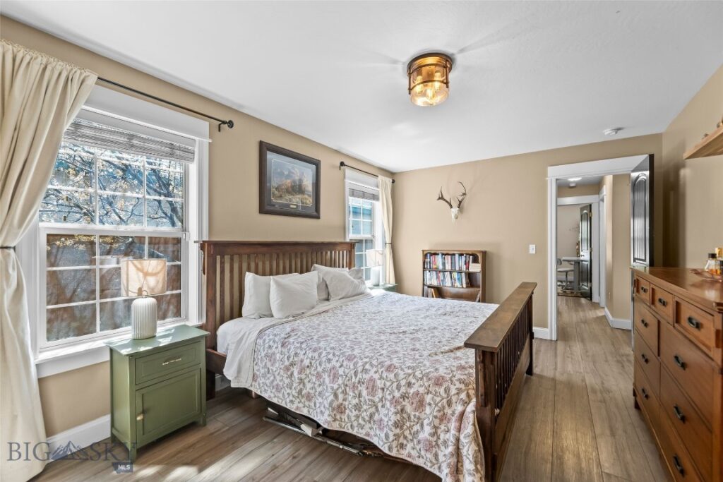80 Wally D Lane, Belgrade MT 59714