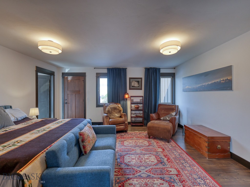 80 Glengarry Road, Livingston MT 59047