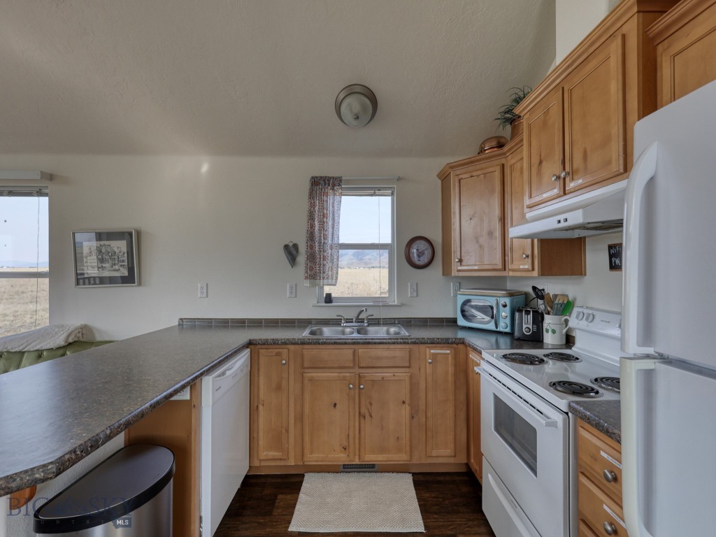 80 Glengarry Road, Livingston MT 59047