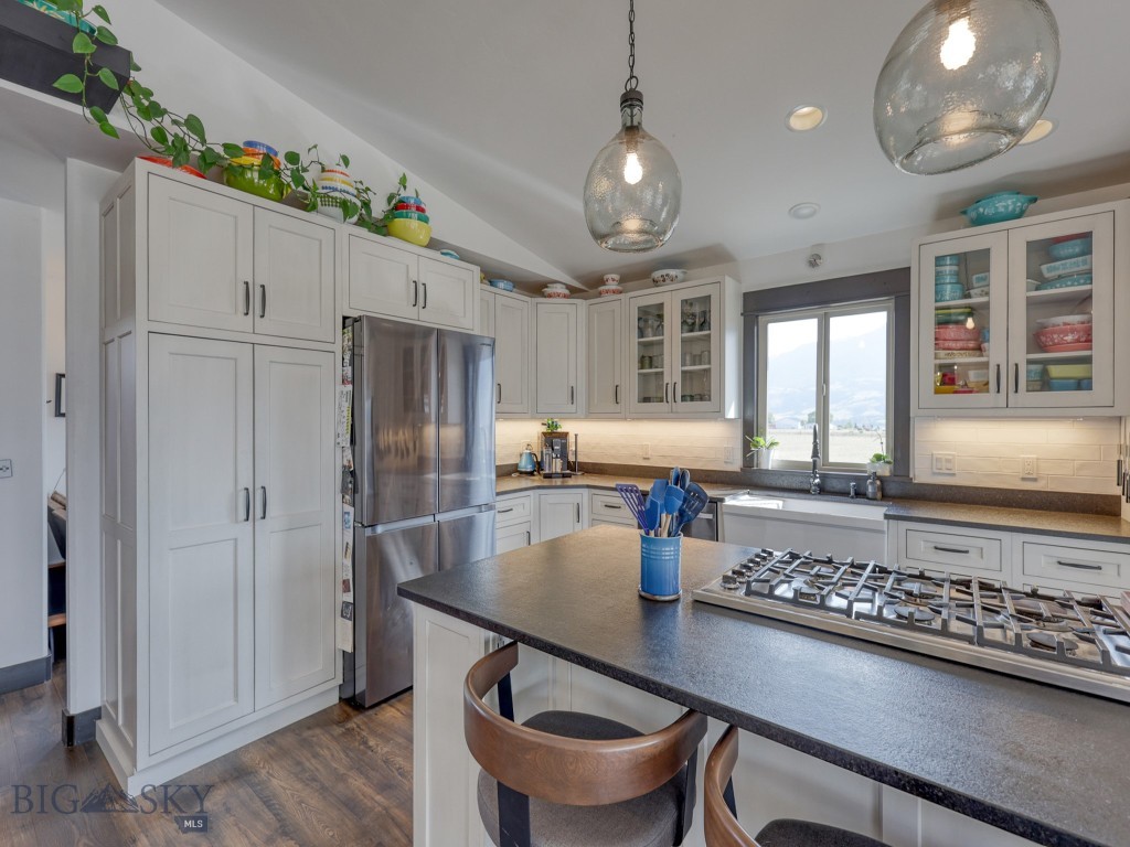 80 Glengarry Road, Livingston MT 59047