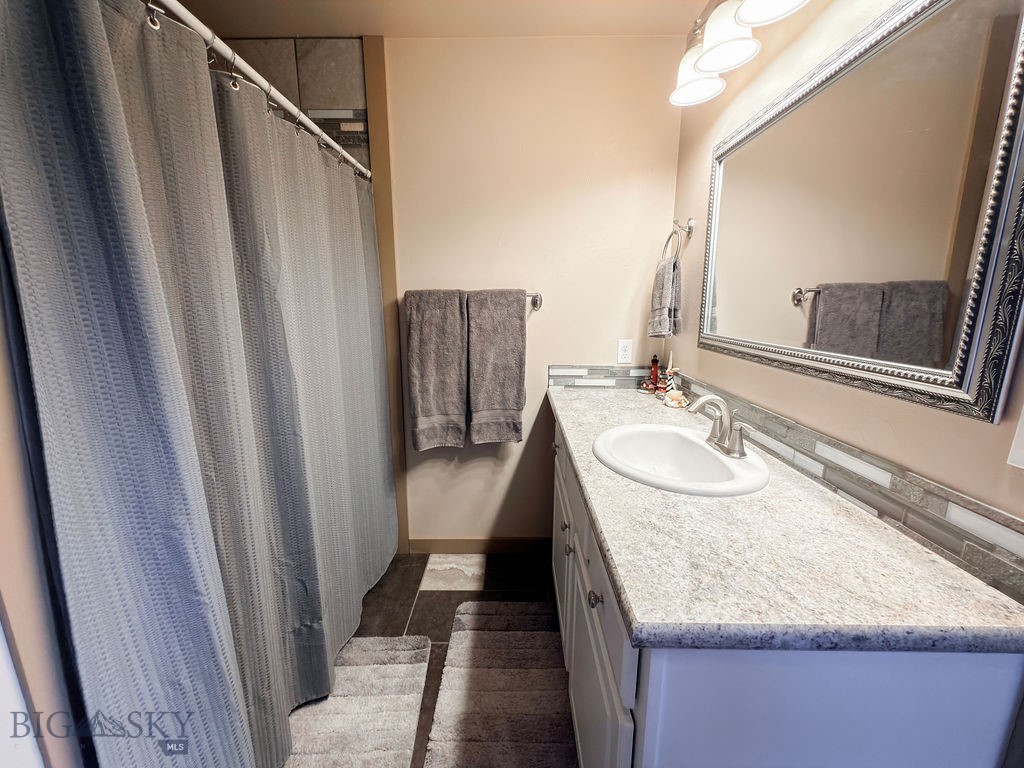 800 Dakota, Belgrade MT 59714