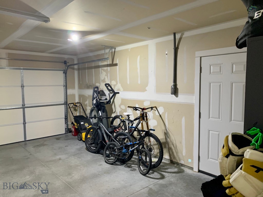 801 Pleiades Place, Livingston MT 59047