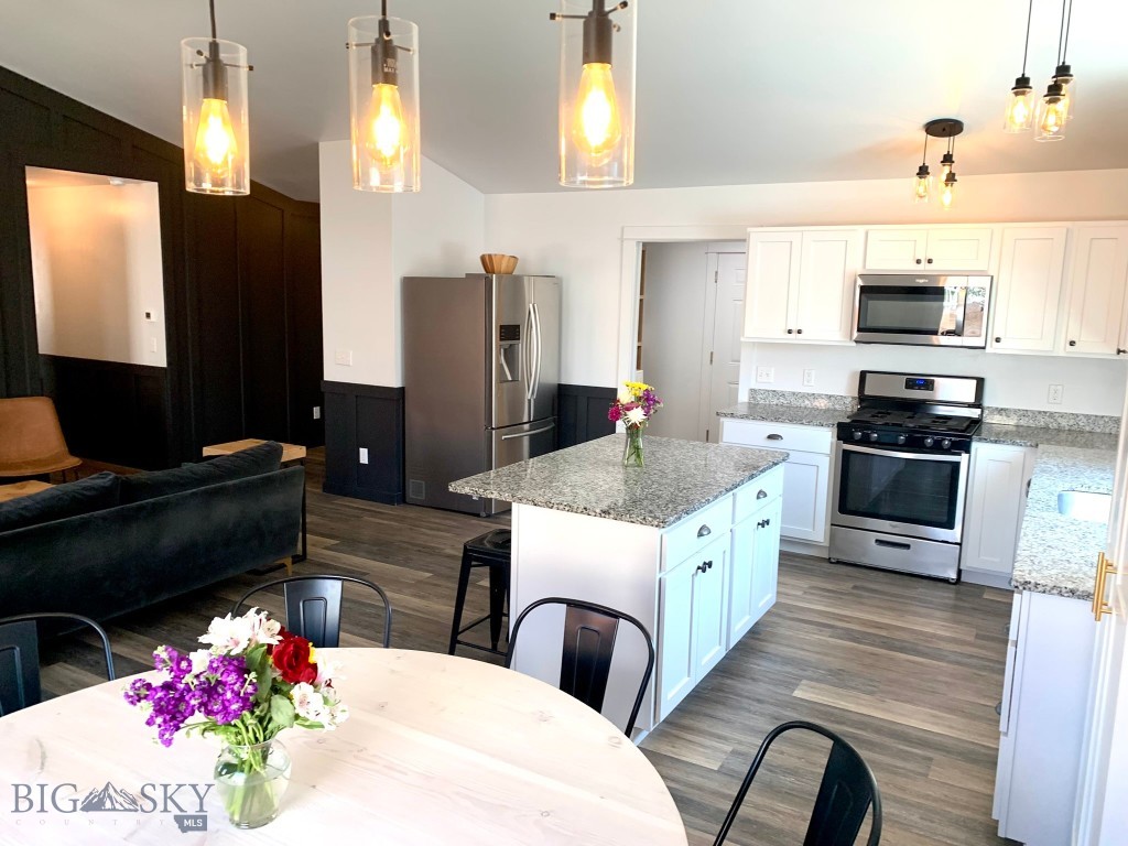 801 Pleiades Place, Livingston MT 59047