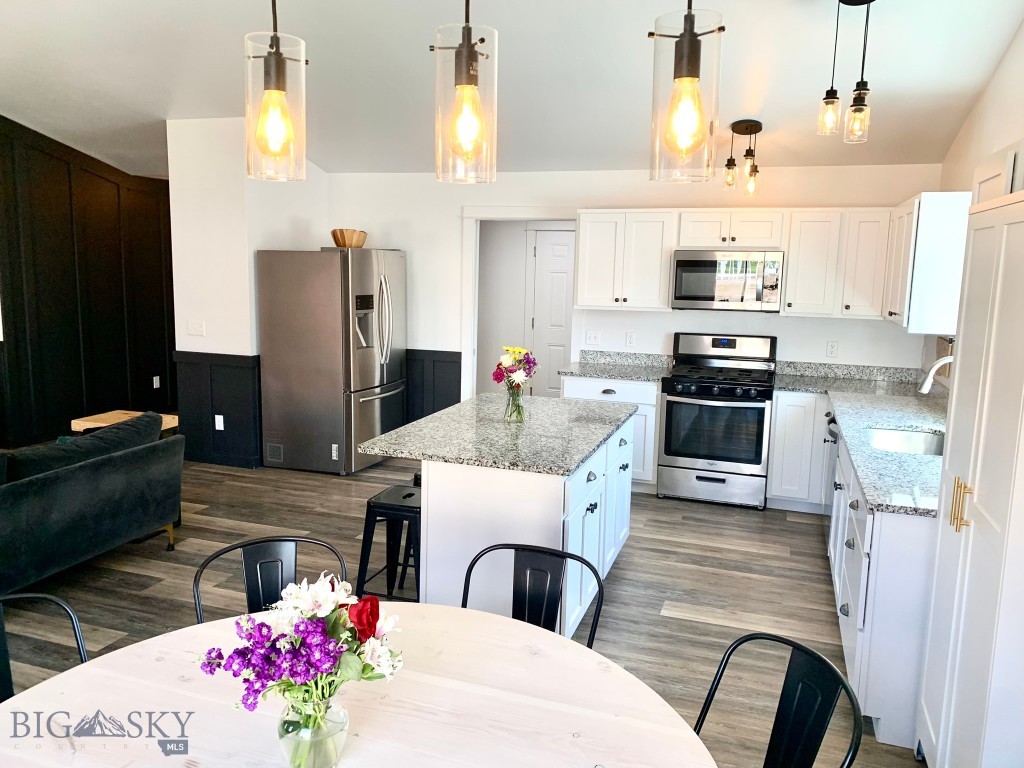801 Pleiades Place, Livingston MT 59047