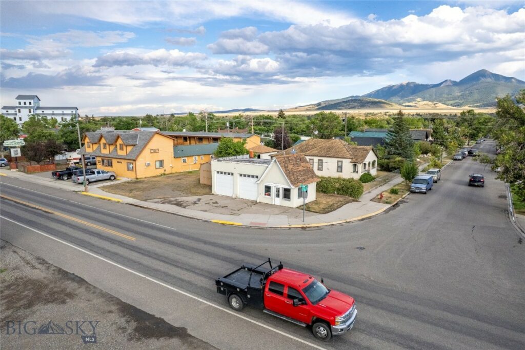 804 E Park Street, Livingston MT 59047