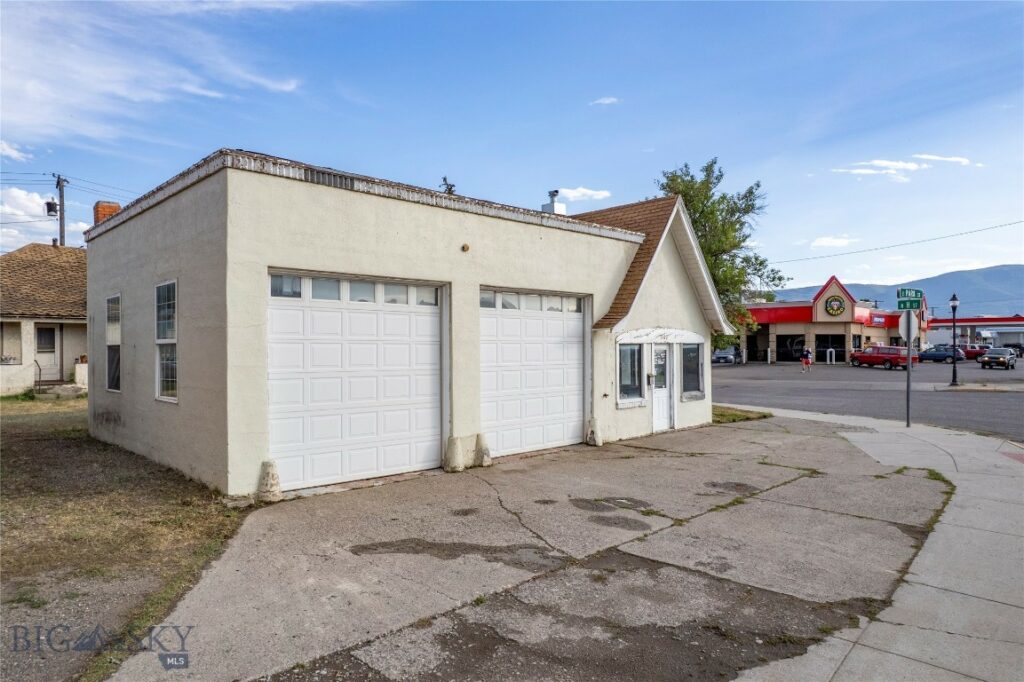 804 E Park Street, Livingston MT 59047