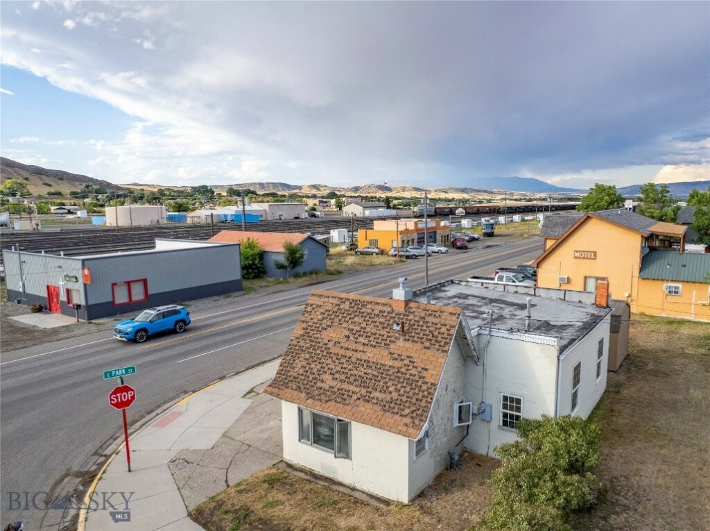 804 E Park Street, Livingston MT 59047