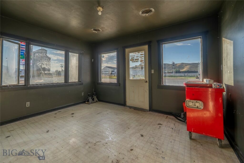 804 E Park Street, Livingston MT 59047