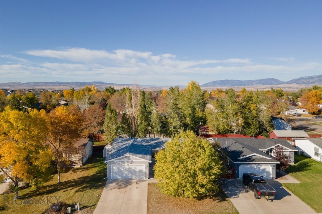 805 Oakwood Drive, Belgrade MT 59714
