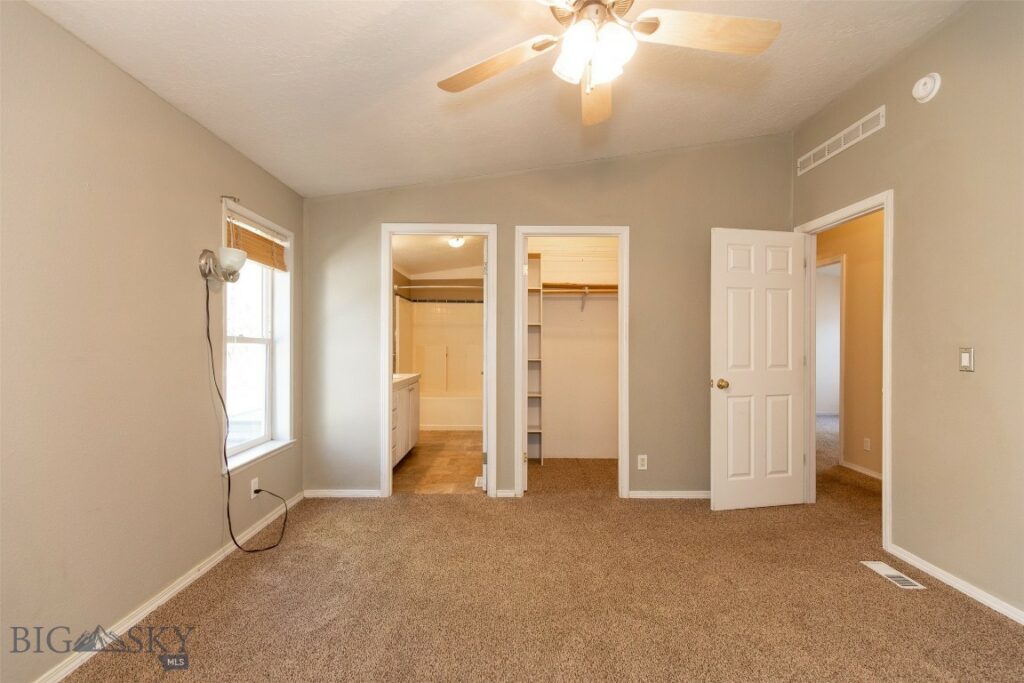 805 Oakwood Drive, Belgrade MT 59714