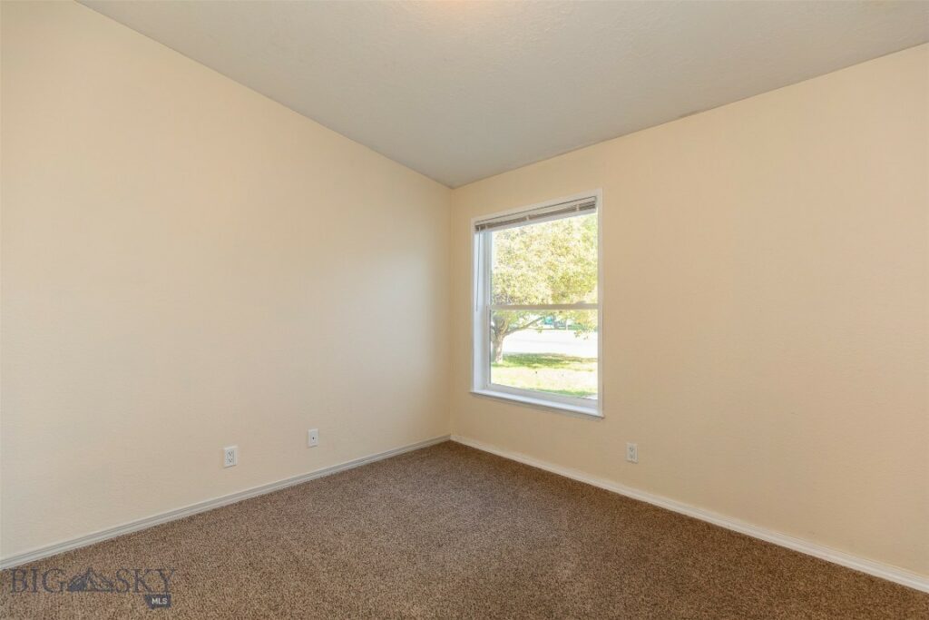805 Oakwood Drive, Belgrade MT 59714