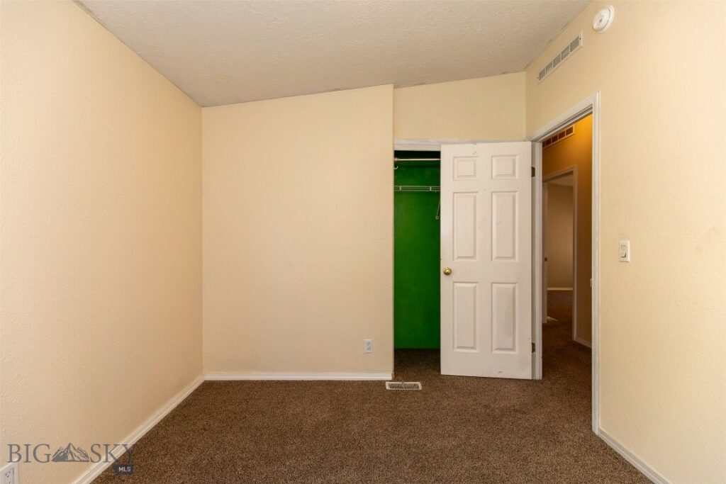 805 Oakwood Drive, Belgrade MT 59714