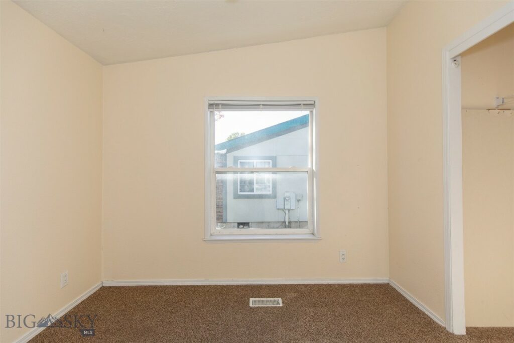805 Oakwood Drive, Belgrade MT 59714