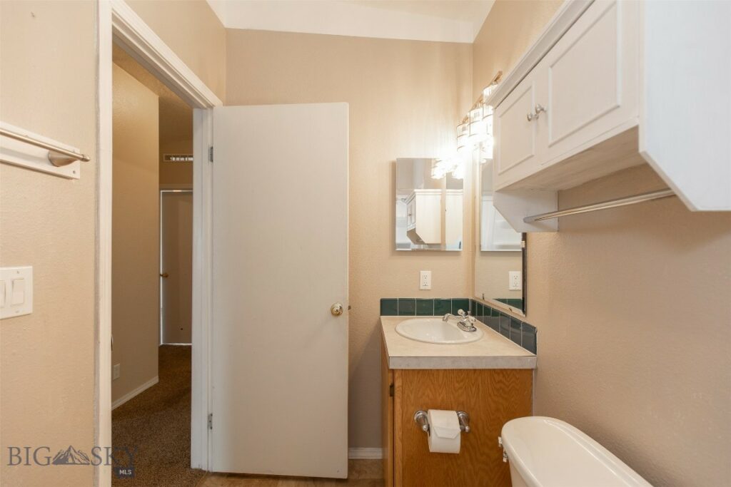 805 Oakwood Drive, Belgrade MT 59714