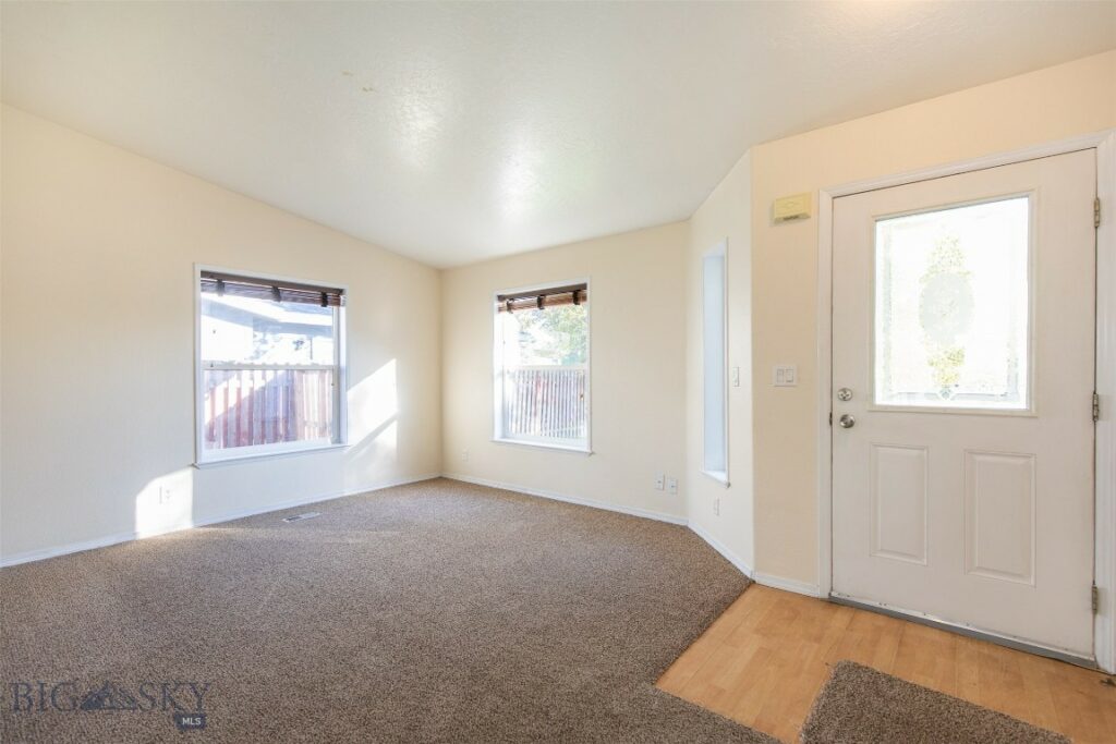 805 Oakwood Drive, Belgrade MT 59714