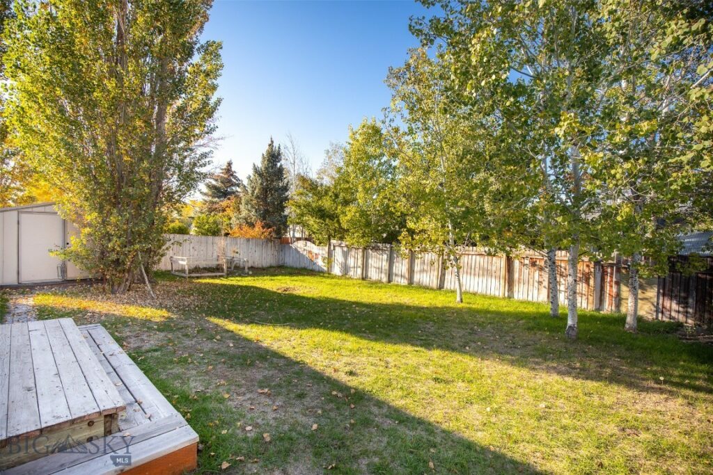 805 Oakwood Drive, Belgrade MT 59714