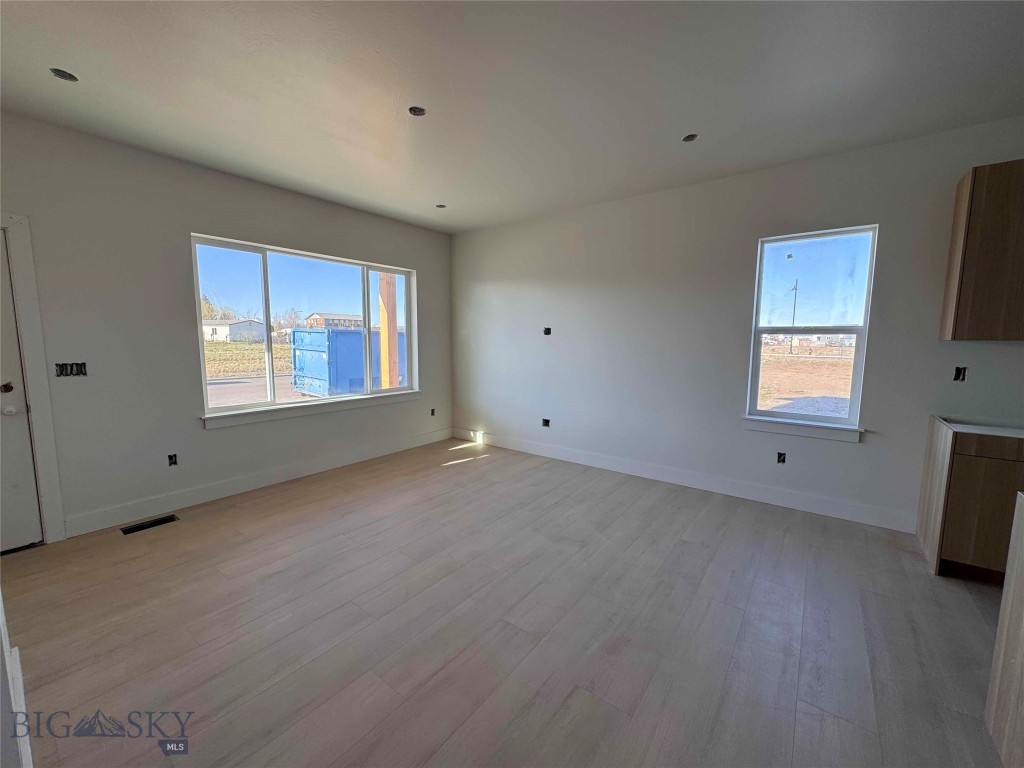 805 Spaniel Lane, Belgrade MT 59714