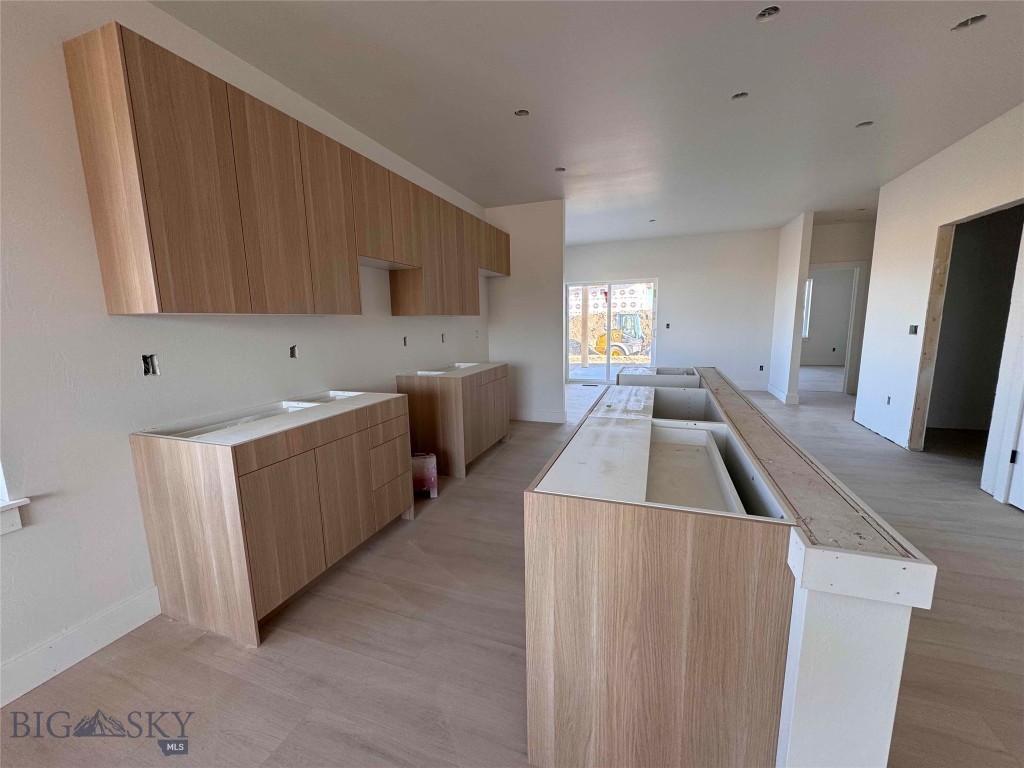 805 Spaniel Lane, Belgrade MT 59714