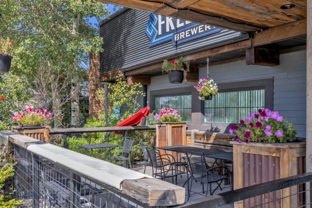 806 N 7th Avenue, Bozeman MT 59715