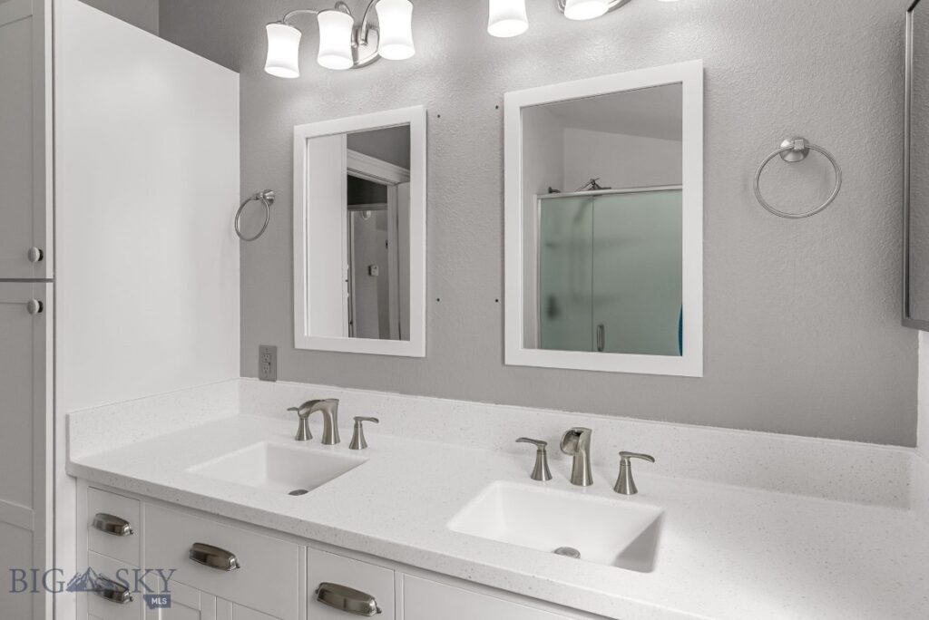 806 Oakwood Drive, Belgrade MT 59714