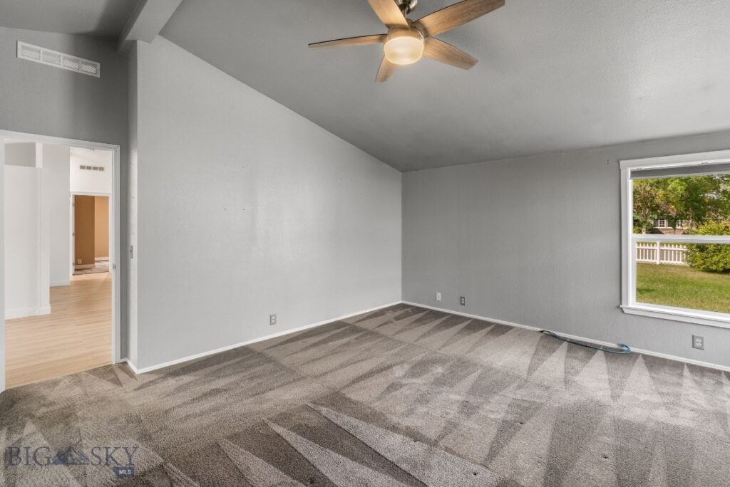 806 Oakwood Drive, Belgrade MT 59714