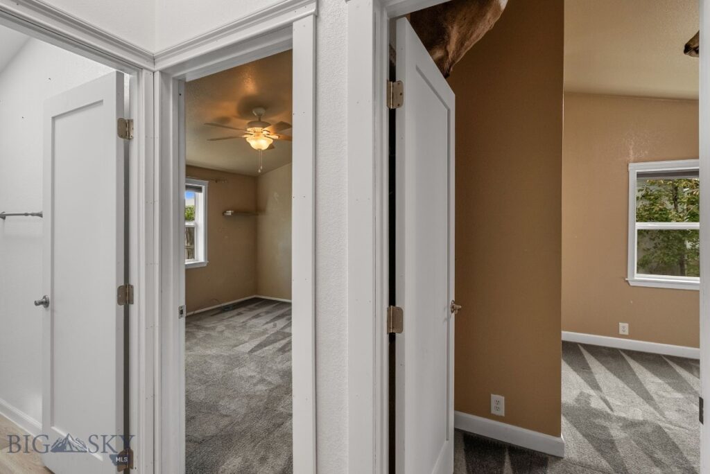 806 Oakwood Drive, Belgrade MT 59714