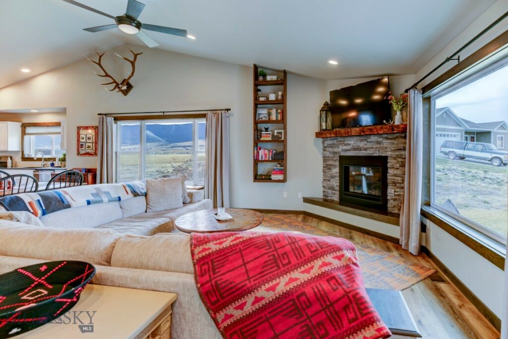 806 Gibson Circle, Livingston MT 59047