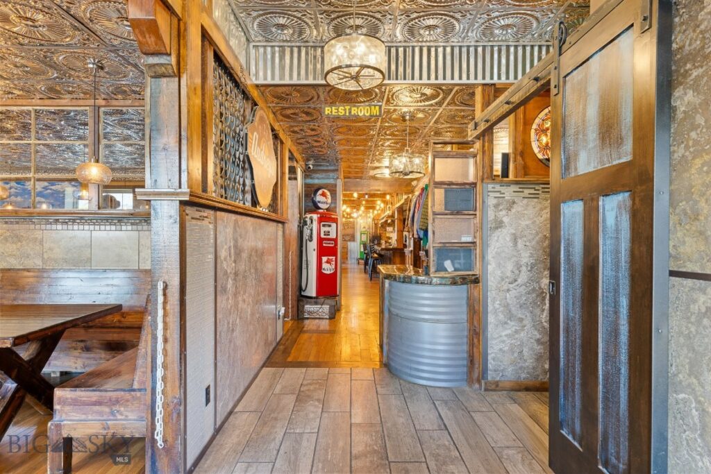 806 N 7th Avenue, Bozeman MT 59715