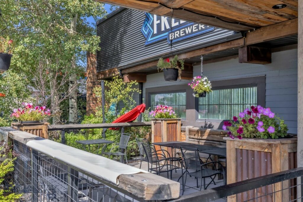 806 N 7th Avenue, Bozeman MT 59715