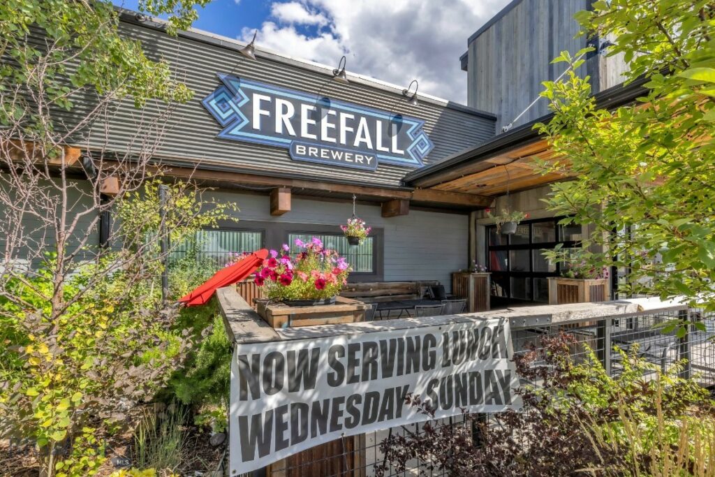 806 N 7th Avenue, Bozeman MT 59715