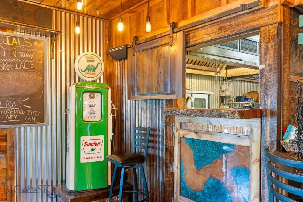 806 N 7th Avenue, Bozeman MT 59715