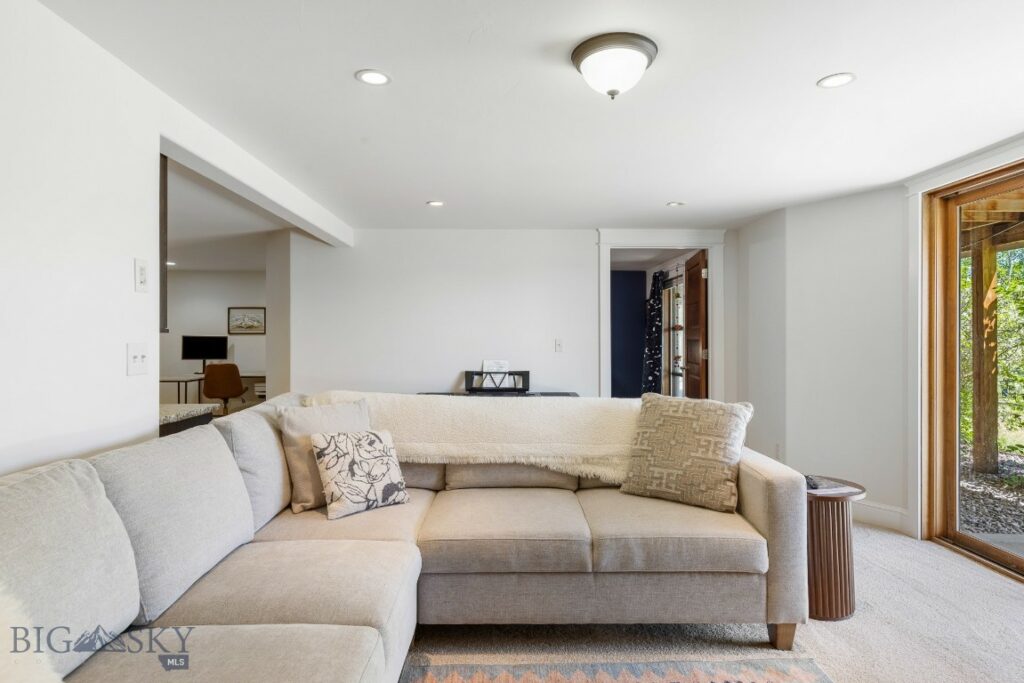 809 W Rocky Creek, Bozeman MT 59715